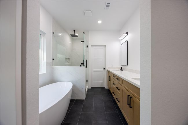 51 V Allen Ln, House other with 3 bedrooms, 3 bathrooms and 2 parking in Coldspring TX | Image 13