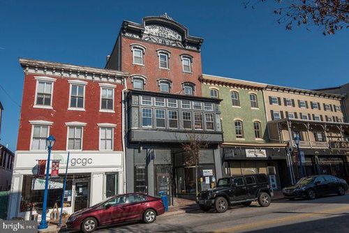apt-301-237 Bridge St, PHOENIXVILLE, PA, 19460-5444 | Card Image