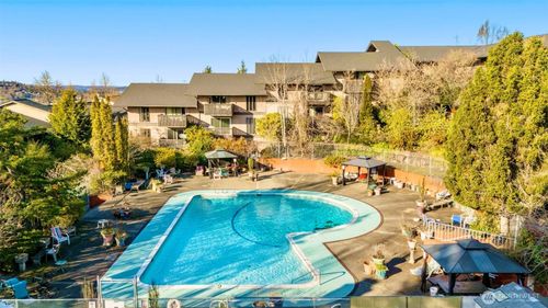 apt-i5-1425 S Puget Dr, Renton, WA, 98055-4320 | Card Image