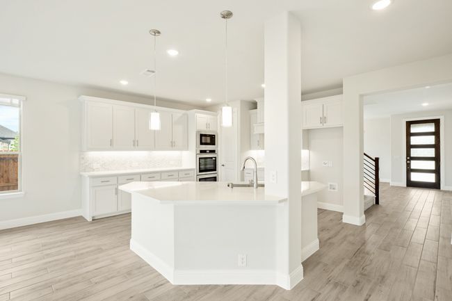 4601 Nomad Dr, House other with 4 bedrooms, 4 bathrooms and null parking in Midlothian TX | Image 6