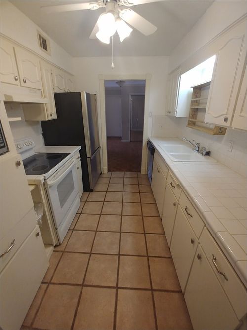 116-7700 Meadow Park Dr, Dallas, TX, 75230-5555 | Card Image