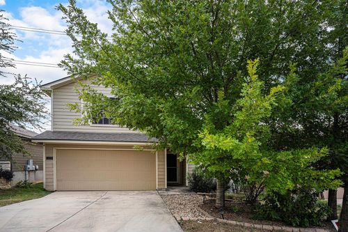 2206 York Bnd, San Antonio, TX, 78245-4415 | Card Image