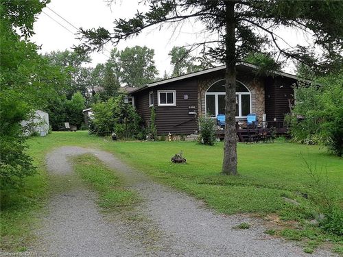 2990 Poplar Ave, Ridgeway, ON, L0S1N0 | Card Image