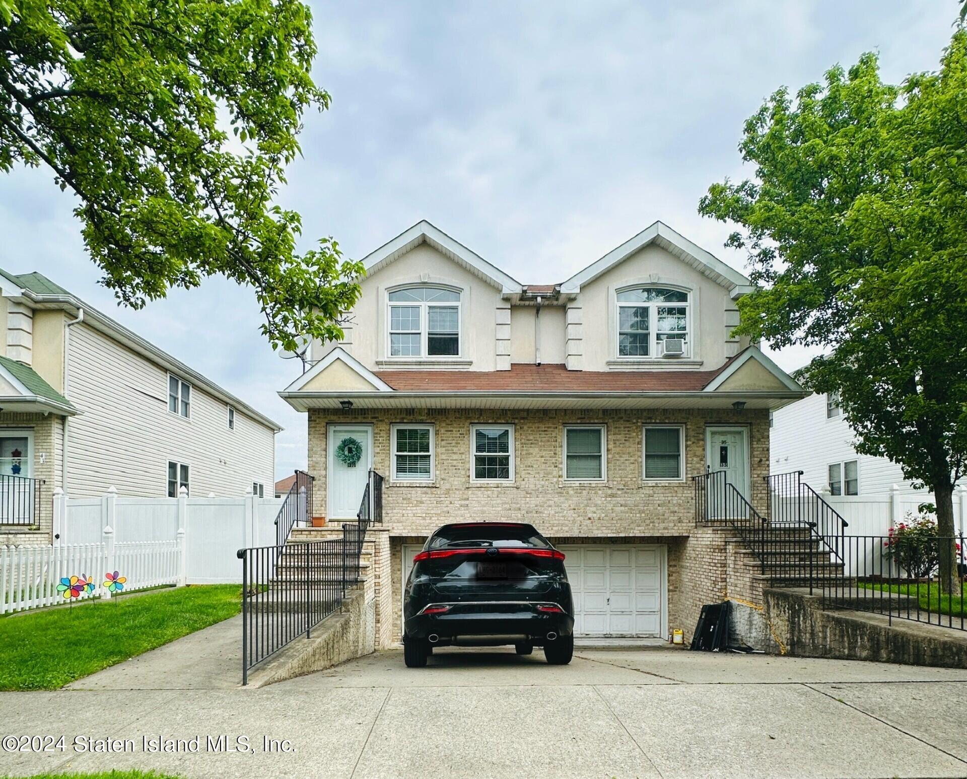 Winston St, Staten Island, NY 10312