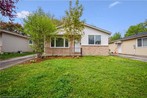 53 Karen Walk, Waterloo, ON, N2L5X1 | Card Image