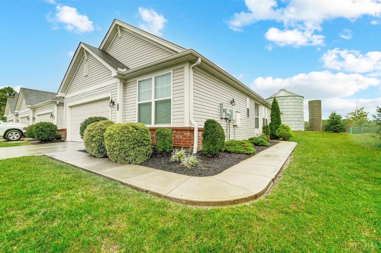 Hickory Park Cir, Batavia, OH 45103