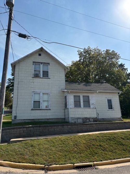 308 N Brooklyn Ave, Elroy, WI, 53929-1109 | Card Image