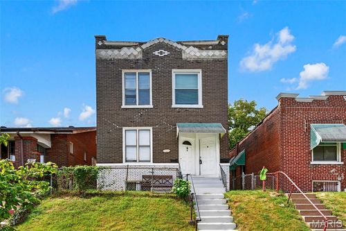 3829 S Compton Ave, Saint Louis, MO, 63118-4326 | Card Image