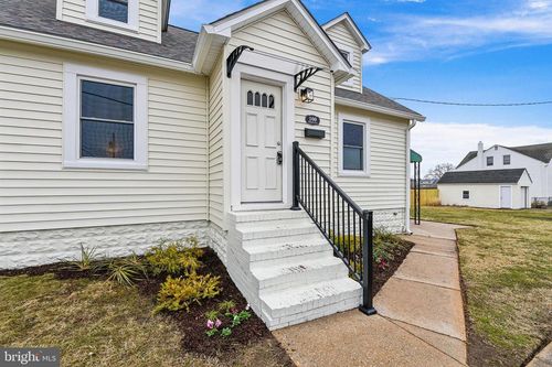 100 Margaret Ave, BALTIMORE, MD, 21221-6880 | Card Image