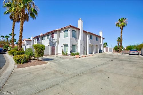 3826 Starfield Ln, Las Vegas, NV, 89147-8031 | Card Image