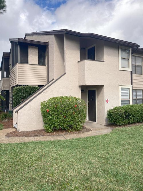 apt-25-2918 Antique Oaks Cir, WINTER PARK, FL, 32792-5648 | Card Image