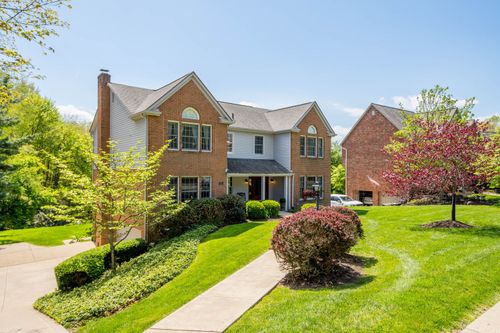 102 Foxwood Dr, Wexford, PA, 15090-9500 | Card Image