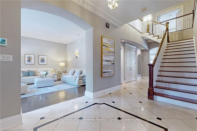 2094 Elmhurst Ave, House other with 5 bedrooms, 8 bathrooms and 10 parking in Oakville ON | Image 4