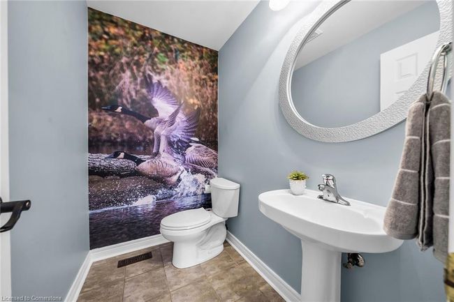 11 Sundial Cres, House other with 5 bedrooms, 3 bathrooms and 6 parking in Dundas ON | Image 18