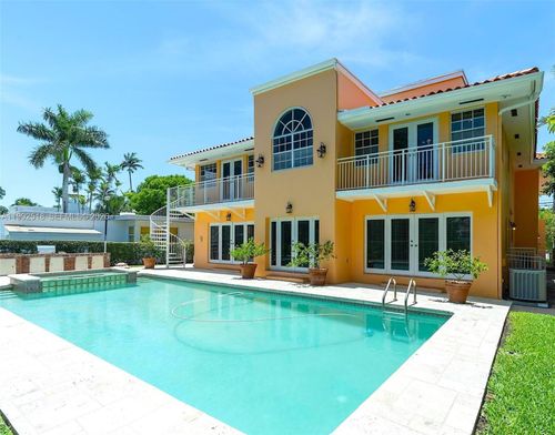 5309 Alton Rd, Miami Beach, FL, 33140-2014 | Card Image