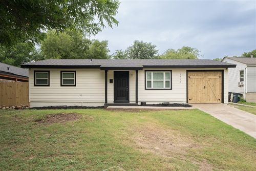2716 Bideker Ave, Fort Worth, TX, 76105-3901 | Card Image