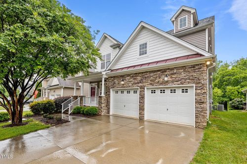 2067 Glenkirk Dr, Burlington, NC, 27215-9441 | Card Image