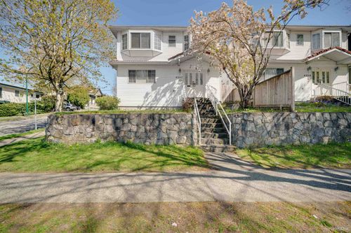 4502 Nanaimo St, Vancouver, BC, V5N5J4 | Card Image