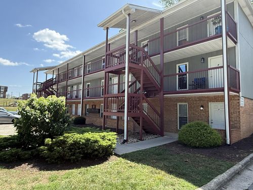 20-4138 Cresthill Dr, Roanoke, VA, 24018 | Card Image