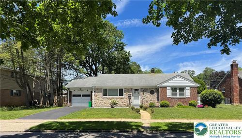 2235 W Livingston St, ALLENTOWN, PA, 18104-3646 | Card Image