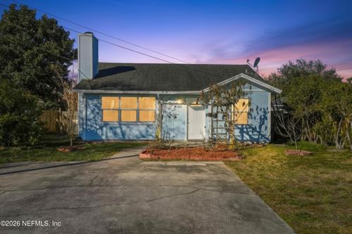 1086 Hibiscus St, Atlantic Beach, FL, 32233-2652 | Card Image