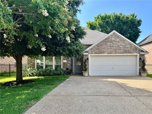 1736 Creekside Cir, College Station, TX, 77845-4088 | Card Image