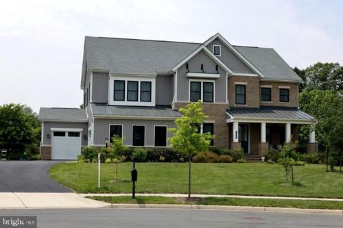 15105 Sky Valley Dr, HAYMARKET, VA, 20169-8207 | Card Image