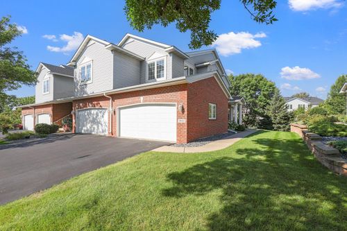 28-20035 Homestead Ct, Lakeville, MN, 55044-6828 | Card Image