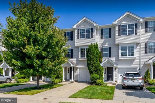 1042 Buckingham Dr, WEST DEPTFORD, NJ, 08086-3812 | Card Image