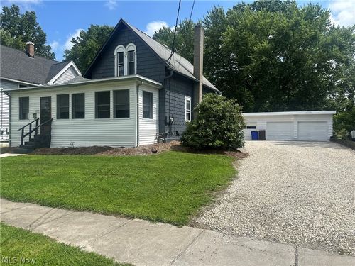 473 S Walnut St, Ravenna, OH, 44266-3150 | Card Image