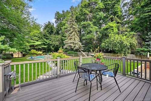 31 Park Ter, New City, NY, 10956-3101 | Card Image