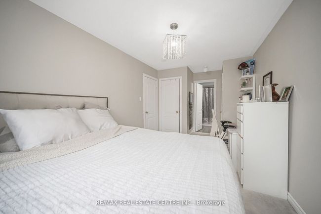 12 Torraville St, House other with 7 bedrooms, 6 bathrooms and 4 parking in Brampton ON | Image 30