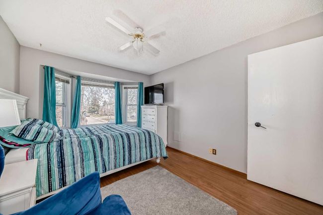 59 Castlegrove Road Ne, Home with 3 bedrooms, 1 bathrooms and 2 parking in Calgary AB | Image 22