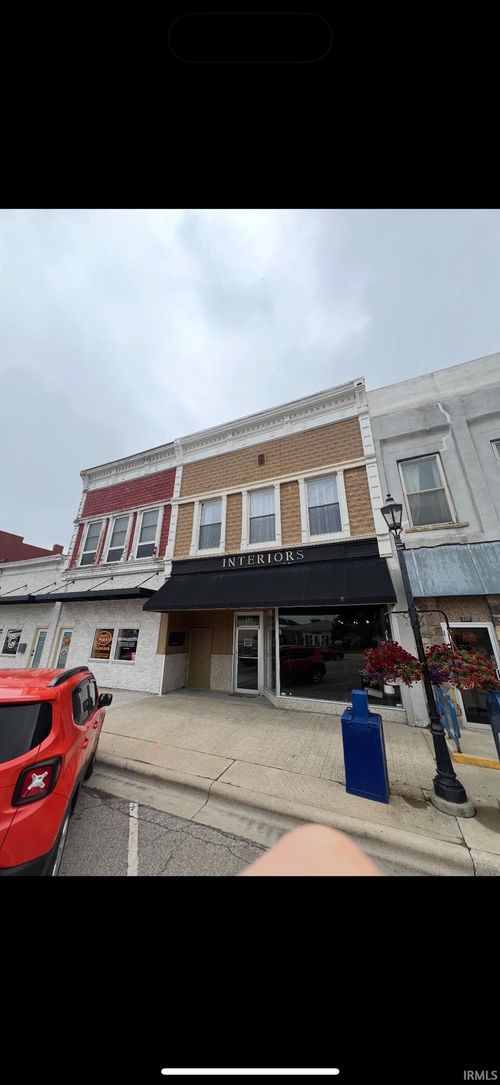 124 S Main St, Milford, IN, 46542-3006 | Card Image