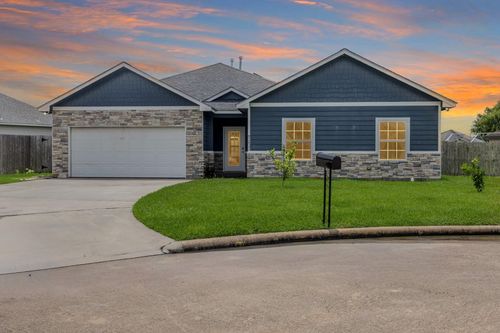 2422 Cardinal Drive, Bay City, TX, 77414 | Card Image