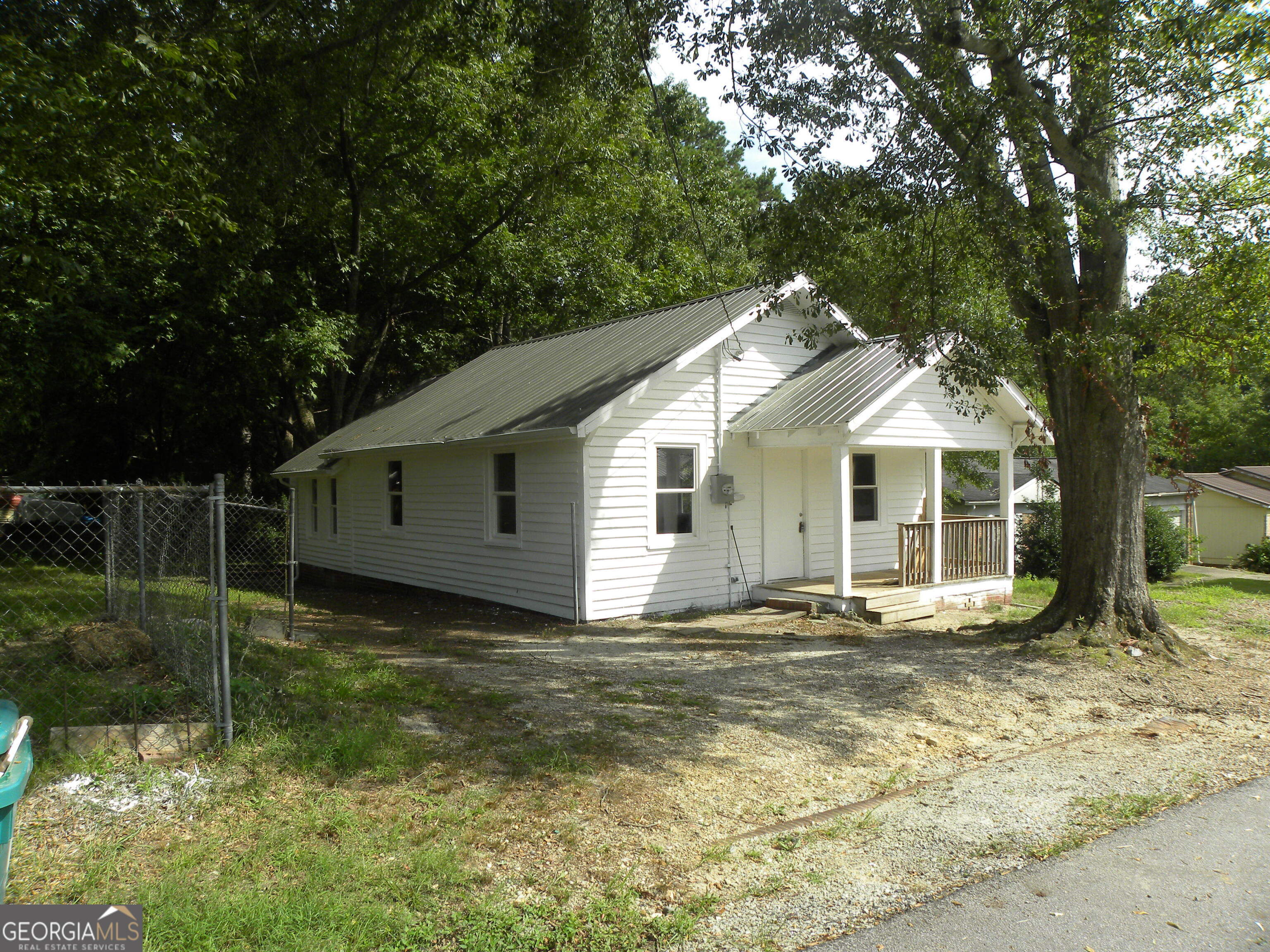 Luckie St, Lavonia, GA 30553