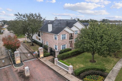 2-2865 Westhollow Dr, Houston, TX, 77082-3317 | Card Image