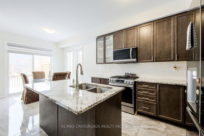 2 Hough Lane, House attached with 3 bedrooms, 3 bathrooms and 1 parking in Ajax ON | Image 16