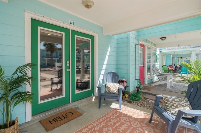 203 - 2120 S 11 Th St, Townhouse with 3 bedrooms, 3 bathrooms and null parking in Port Aransas TX | Image 4