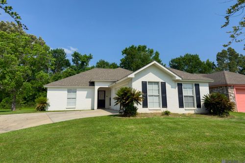 802 Rue Michelle, Baker, LA, 70714-8013 | Card Image