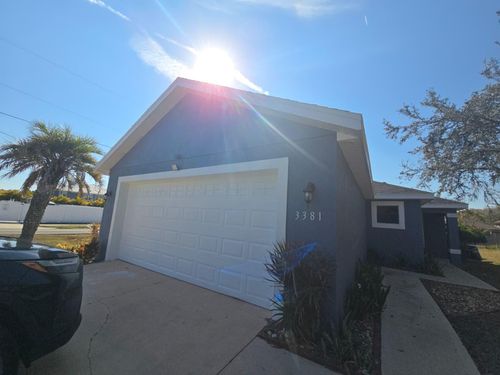 3381 Houle Ave, SARASOTA, FL, 34232-2032 | Card Image