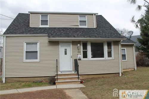 323 9th Ave, Highland Park, NJ, 08904 | Card Image