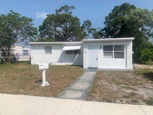 243 Sw 21st Way, Fort Lauderdale, FL, 33312-1432 | Card Image