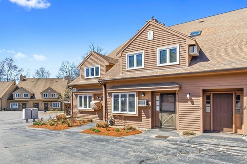 25-25 Casablanca Ct, Haverhill, MA, 01832-3663 | Card Image