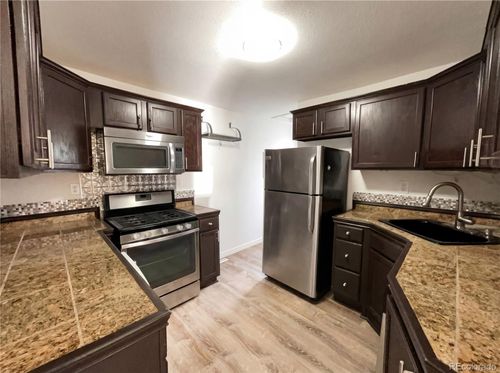 3089 W 18th Ave, Denver, CO, 80204-1704 | Card Image