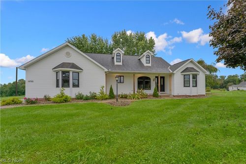 14700 Bandy Rd, Alliance, OH, 44601-9281 | Card Image