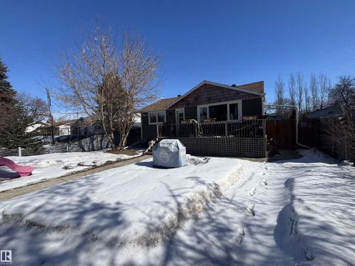 21 Elizabeth Dr, Fort Saskatchewan, AB, T8L2M4 | Card Image