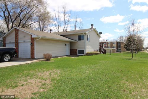 5821 84 1/2 Ave N, Brooklyn Park, MN, 55443-2175 | Card Image