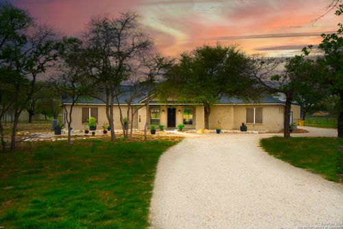 120 County Road 6867, Natalia, TX, 78059-2550 | Card Image