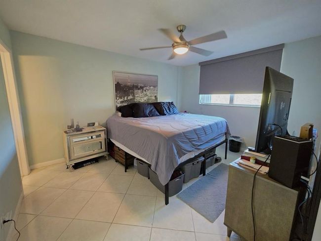 APT-303 - 4500 N Federal Hwy, Condo with 2 bedrooms, 2 bathrooms and null parking in Lighthouse Point FL | Image 13